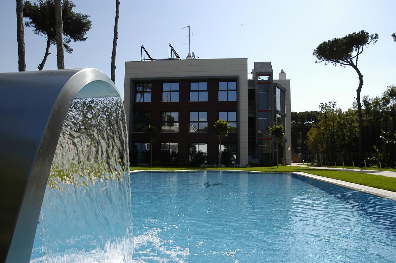 Royal Marina Gardens *